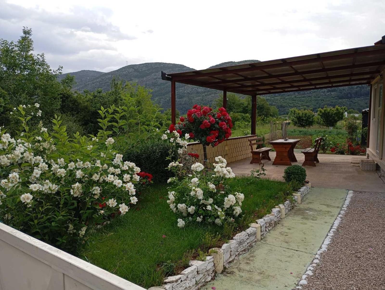 Smjestaj Dada Villa Trebinje Exteriör bild