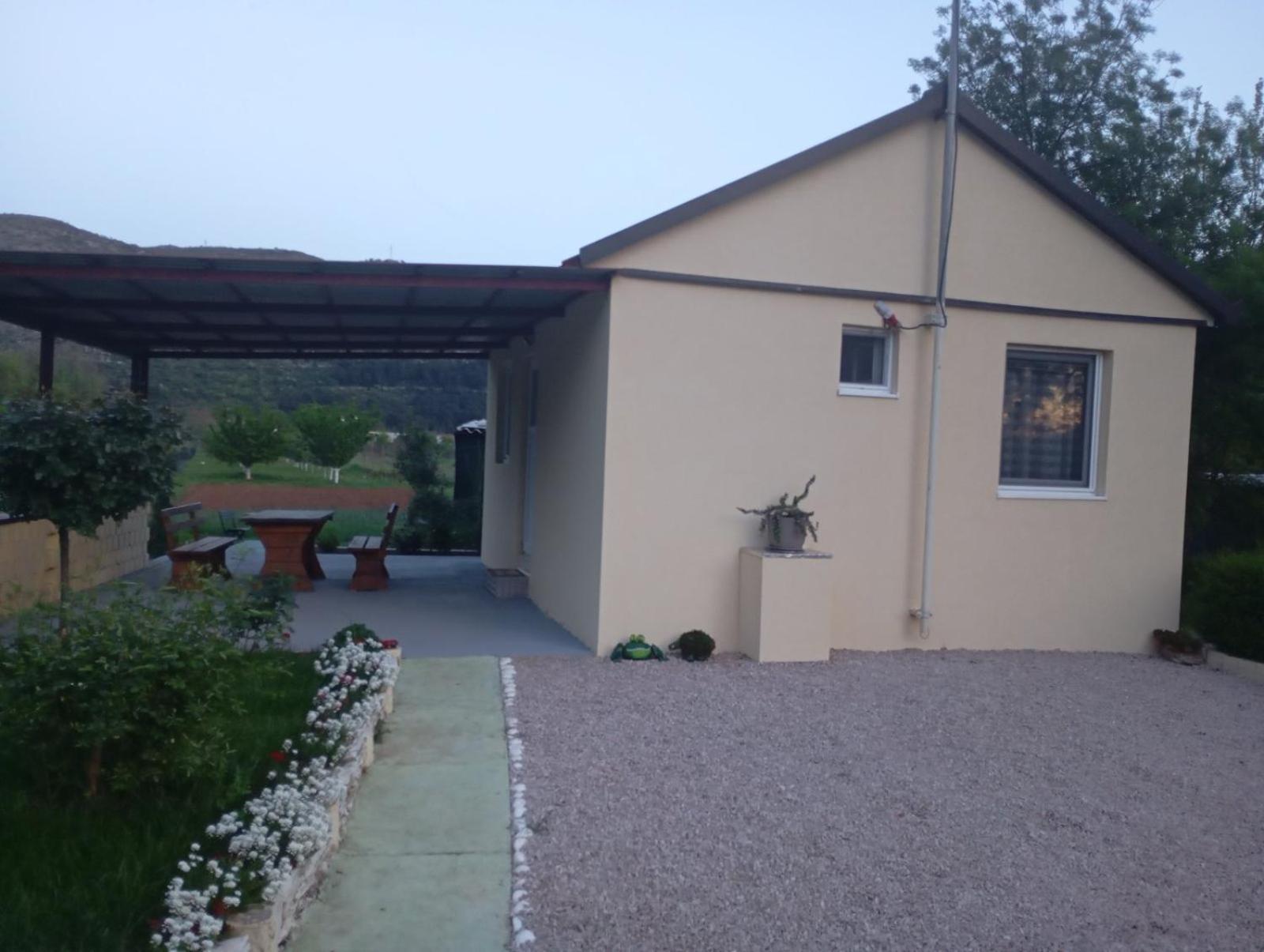 Smjestaj Dada Villa Trebinje Exteriör bild
